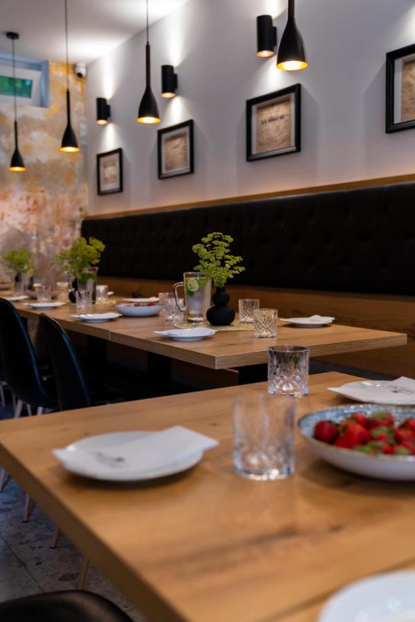 Operna Klet Ljubljana酒店 外观 照片